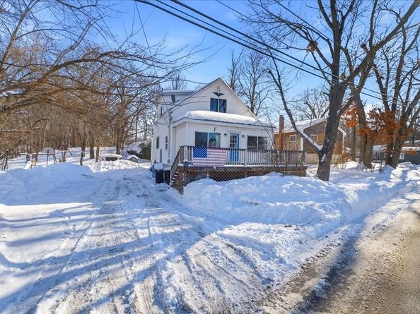 14 Cross St, Weymouth MA 02189