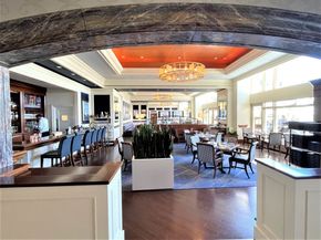 20 Rowes Wharf 701, Boston MA 02110