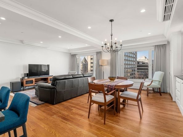 20 Rowes Wharf 701, Boston MA 02110