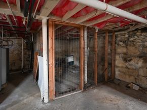 6 Arthur St 3, Salem MA 01970