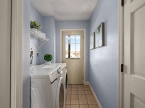 6 Arthur St 3, Salem MA 01970