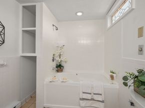 6 Arthur St 3, Salem MA 01970