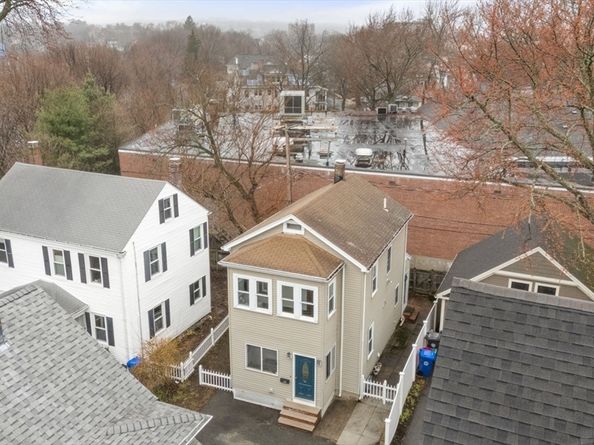 27 Linwood 27, Arlington MA 02474