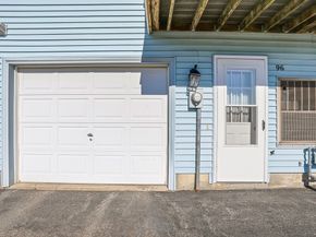 96 Century Way 96, Gardner MA 01440