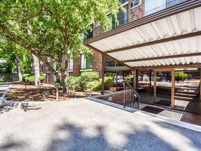 993 Massachusetts Ave 212, Arlington MA 02476