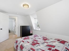 19 Elm Ct, Andover MA 01810