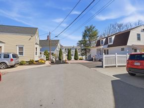 19 Elm Ct, Andover MA 01810