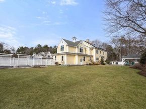 11 Briarwood Dr, Westwood MA 02090