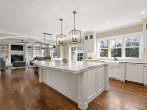 11 Briarwood Dr, Westwood MA 02090