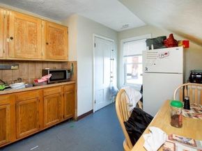 37 Benefit St, Worcester MA 01610