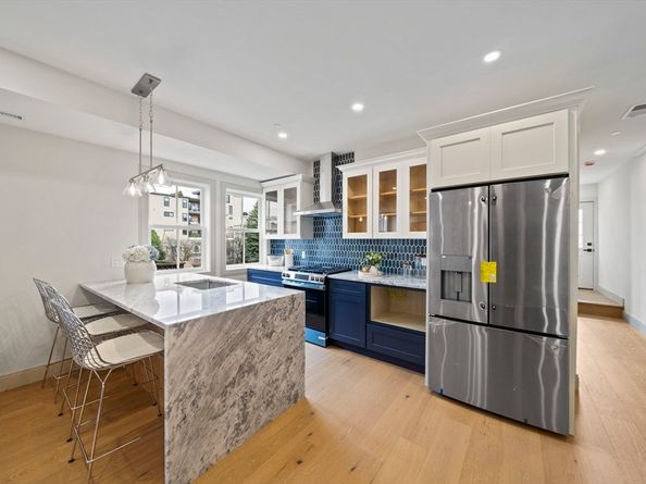 273 Havre 1, Boston MA 02128