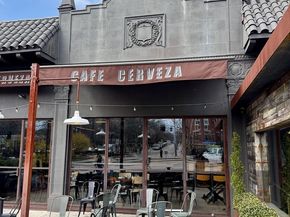 110 Lanark Rd 10, Boston MA 02135