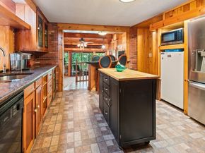 25 Maple Ave, Oxford MA 01537