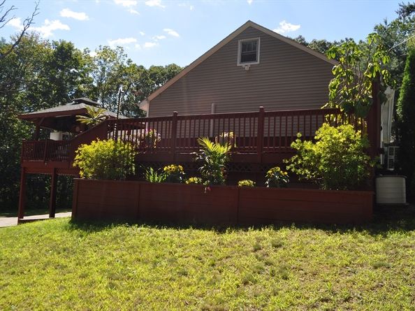 25 Maple Ave, Oxford MA 01537