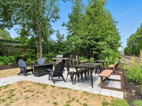 55 Sterling St 305, Clinton MA 01510