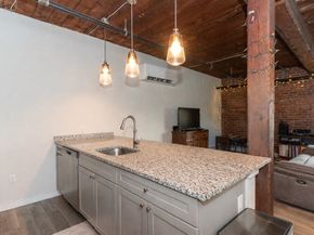 55 Sterling St 305, Clinton MA 01510