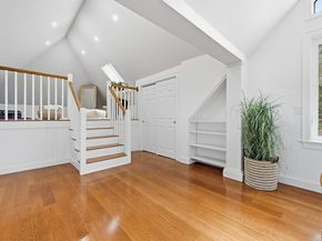 6 Lynbrook Rd, Southborough MA 01772