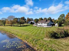 6 Lynbrook Rd, Southborough MA 01772
