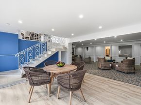 6 Lynbrook Rd, Southborough MA 01772