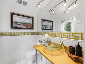 6 Lynbrook Rd, Southborough MA 01772