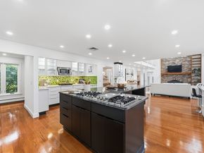 6 Lynbrook Rd, Southborough MA 01772