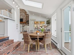 6 Lynbrook Rd, Southborough MA 01772