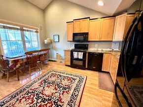 3 Cranberry Grove Way C, Wareham MA 02571