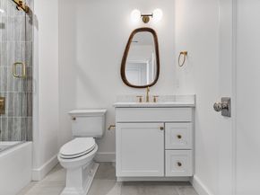 20 Common Court 20, Lexington MA 02421