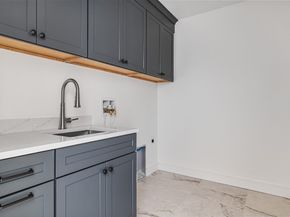 20 Common Court 20, Lexington MA 02421