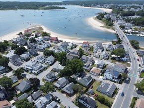 19 Maple Street, Wareham MA 02532
