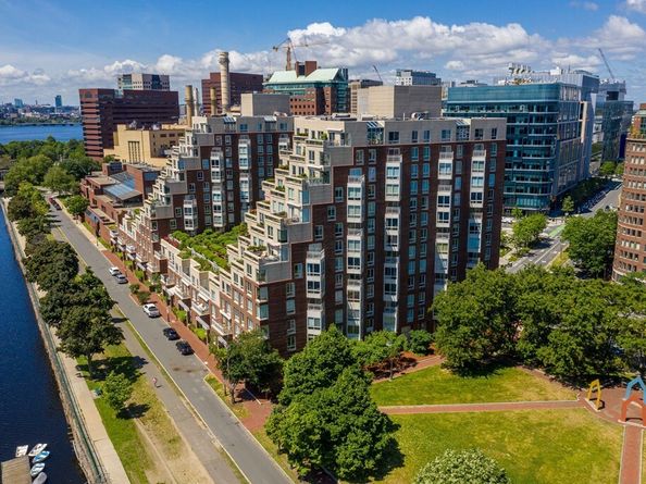 75-83 Cambridge Pkwy E1203, Cambridge MA 02142