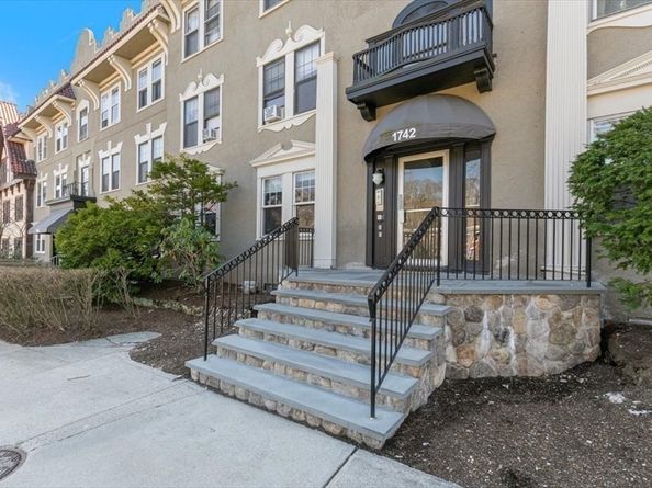 1742 Commonwealth Ave 2, Boston MA 02135