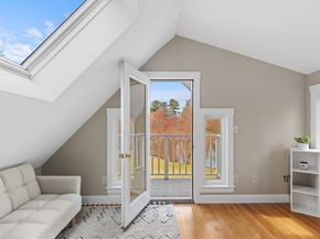 30 S River St, Wellesley MA 02482