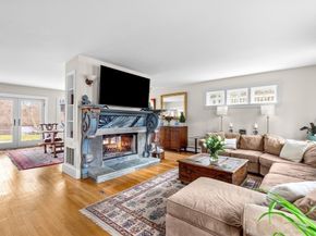 30 S River St, Wellesley MA 02482