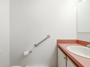 27 Harrison St C, Boston MA 02131