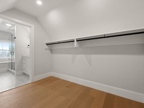 237 California St 237, Newton MA 02456