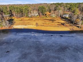 37 Woodlawn Dr, Sturbridge MA 01566
