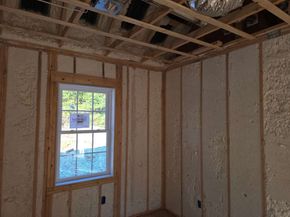 95 Leicester St., Oxford MA 01540