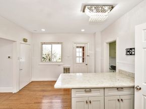 156 West St, Quincy MA 02169