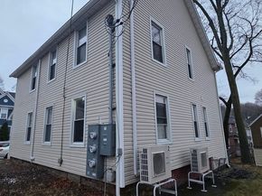 51 Uxbridge St, Worcester MA 01605
