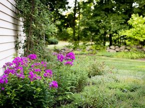 521 Barretts Mill Rd, Concord MA 01742