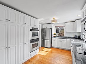 28 Dexter Rd, Lexington MA 02420