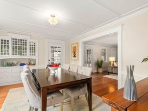 12 Leighton Rd, Wellesley MA 02482