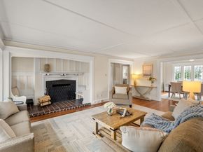 12 Leighton Rd, Wellesley MA 02482