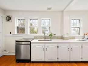 12 Leighton Rd, Wellesley MA 02482