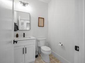 1813 River St 1813, Boston MA 02136