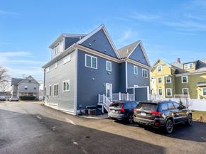 1813 River St 1813, Boston MA 02136