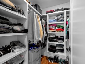 1813 River St 1813, Boston MA 02136