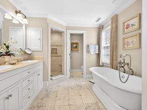 1 Buckingham Ter, Wellesley MA 02482
