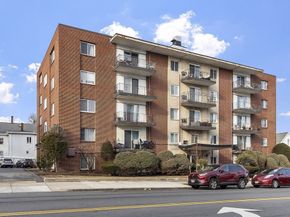 80 Main St 4, Malden MA 02148